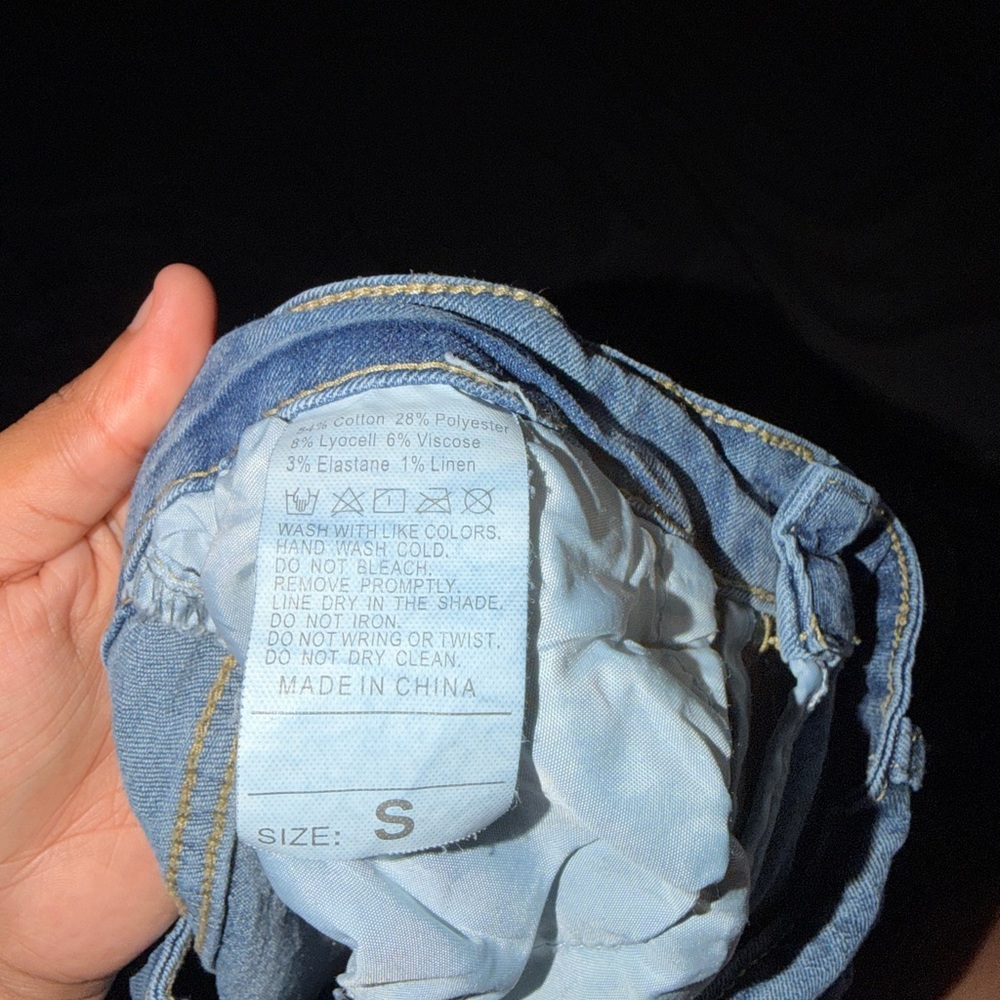 SHEIN Light Blue Denim Jeans